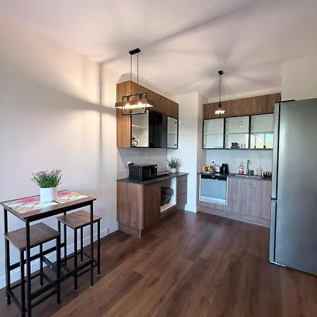 Elegant Rytm Kabaty - Near Kabaty Metro *